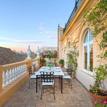 Apartment Genteel Virgen De Reyes *