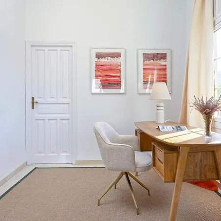 Apartment Genteel Virgen De Reyes Sevilla